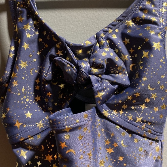 BRAND NEW GIRLS ONE PIECE SWIM SUIT SIZE 6/6X! NWT! SMOKE FREE HOME! - Picture 2 of 4